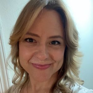 Meet your Posher, Monica